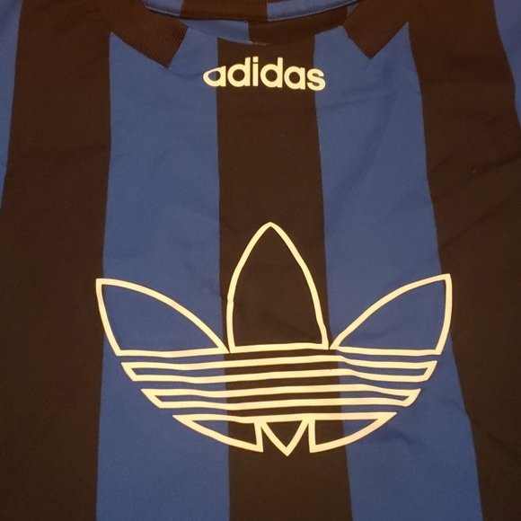 Adidas soccer shirt - Picture 2 of 3